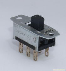 拔動開關概述及其在電氣控制中的應用